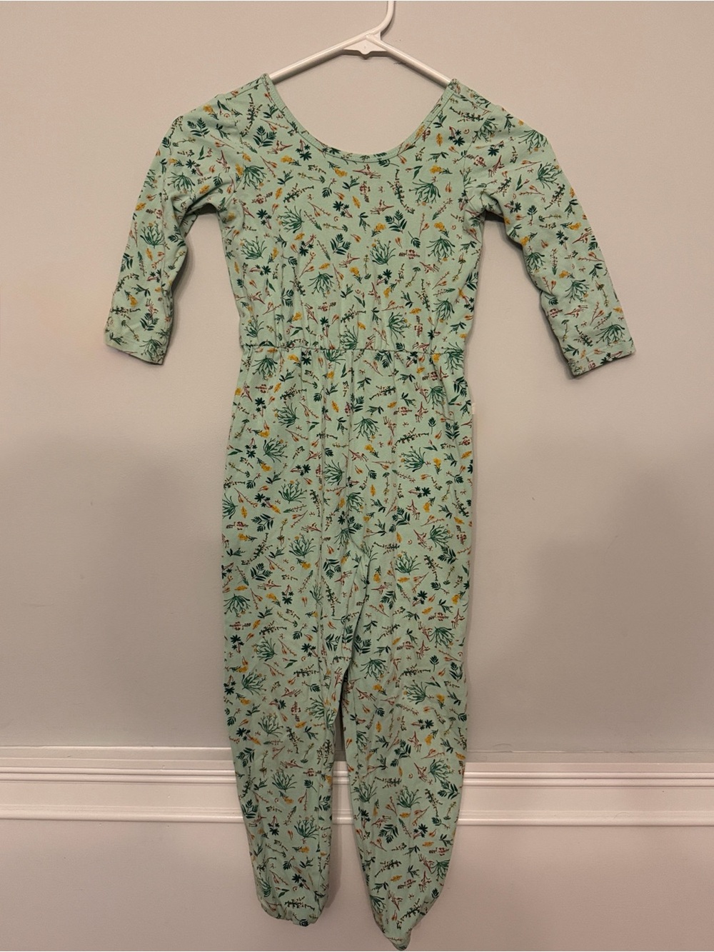 Alice and Ames Size 7 Mint Green Floral One-Piece Romper